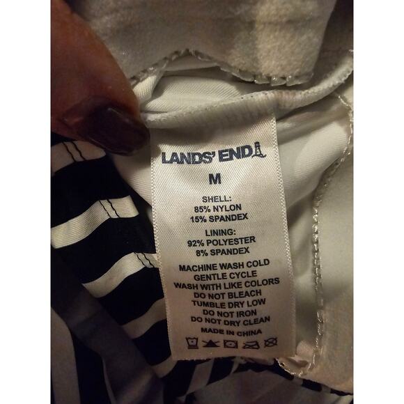 Lands' End Women's Striped One-Piece Swimsuit, Blue and White Stripes sz medium - Picture 5 of 5
